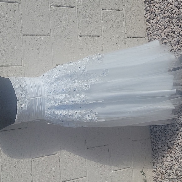 TEA Lenght Wedding Dress - Picture 6 of 13